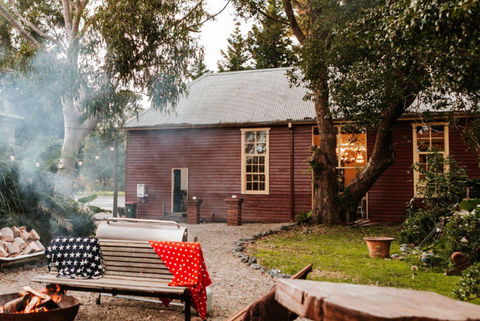 Coolangatta School House - Accommodation Broome 0