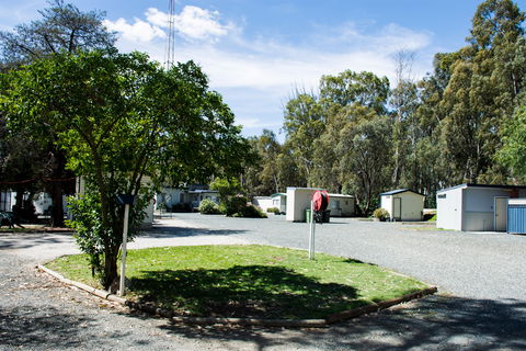Deniliquin Car-O-Tel And Caravan Park - Accommodation Broome 0