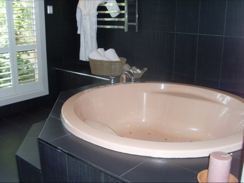 Federation Motor Inn - Accommodation Broome 0