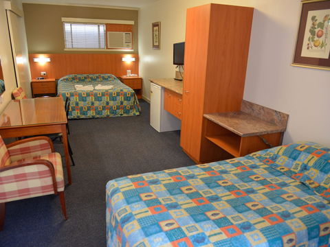 Motel Monaco - Accommodation Broome 0
