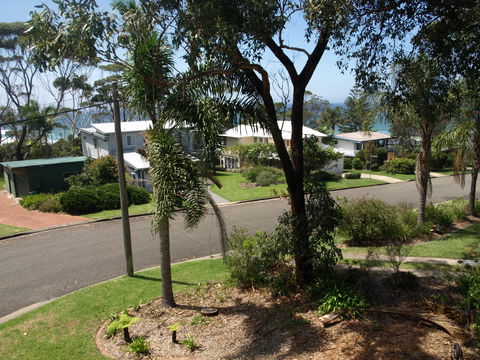 Surf House Narrawallee - Accommodation Broome 1