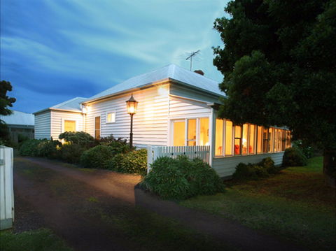 The Lonsdale Palms - Accommodation Broome 0
