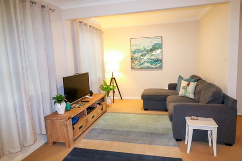 Beachside Cottage At Blacksmiths - Accommodation Broome 1