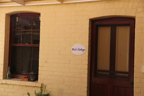 Bests Cottage Great Western - Accommodation Broome 2