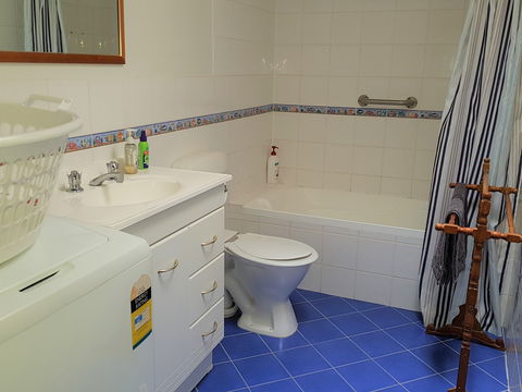 Blue Manna Waters – Apartment A - Accommodation Broome 2