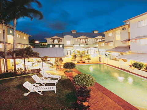 Cairns Queens Court - Accommodation Broome 2