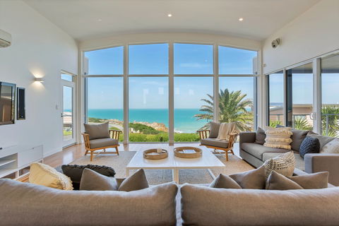 Carpe Diem, 15 Barbara Str Port Elliot - Accommodation Broome 1