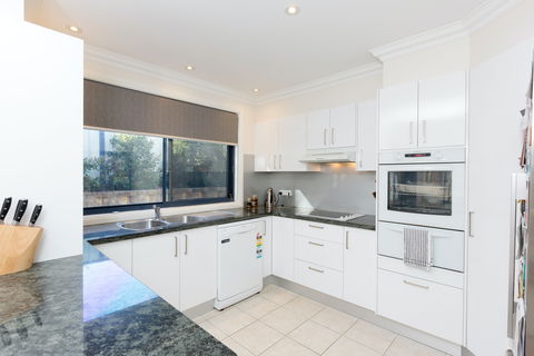 Coastal Haven At Gerroa - Accommodation Broome 2