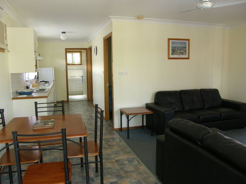 Dolphin Sands Holiday Villas - Accommodation Broome 2