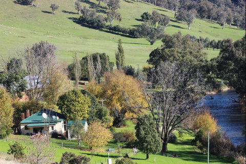 Elm Cottage Tumut - Accommodation Broome 1