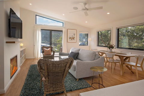 Grasmere Chalet - Accommodation Broome 0