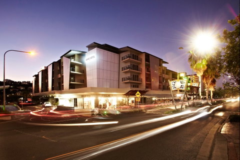 Grand Hotel And Apartments Townsville - Accommodation Broome 0