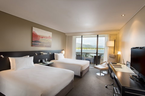 Hilton Cairns - Accommodation Broome 2