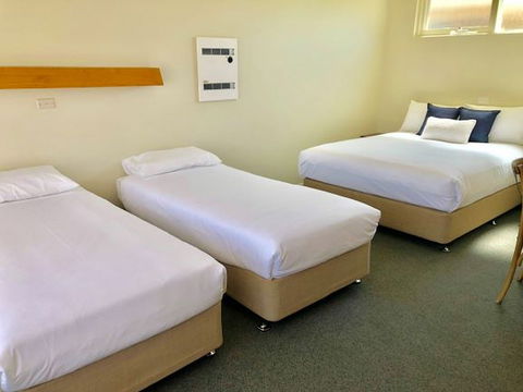 Marina Motel Rooms - Accommodation Broome 2