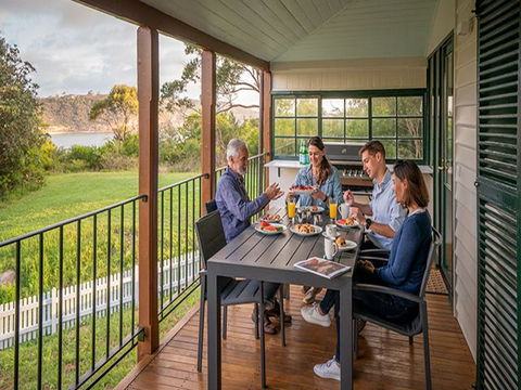 Middle Head Officers Quarters - Accommodation Broome 1