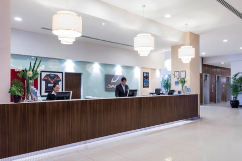 Oaks Glenelg Plaza Pier Suites - Accommodation Broome 1