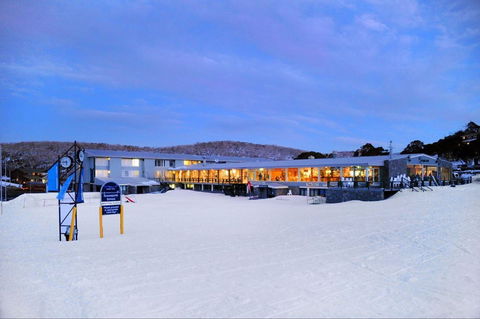 Smiggins Hotel - Accommodation Broome 1