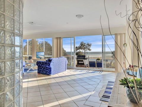 The Rotunda At Gerroa - Accommodation Broome 2