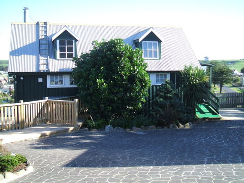 Touchwood Cottages & Gallery & Cafe - Accommodation Broome 2