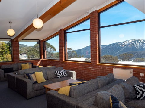 Viking Alpine Lodge - Accommodation Broome 0