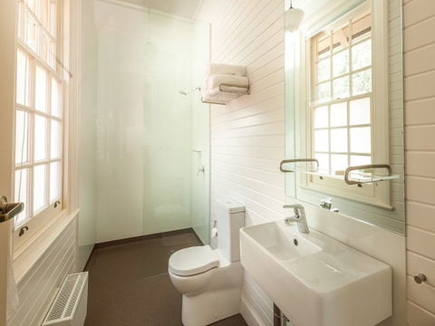 Yarrangobilly Caves House: Guest Rooms - Accommodation Broome 2