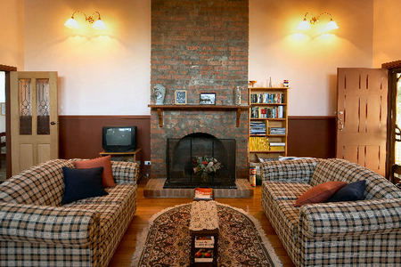 Old School Bed And Breakfast - Accommodation Broome 1