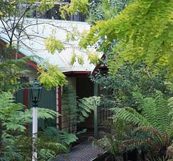 Eagle Hammer Cottages - Accommodation Broome 1