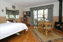 Eagle Hammer Cottages - Accommodation Broome 2