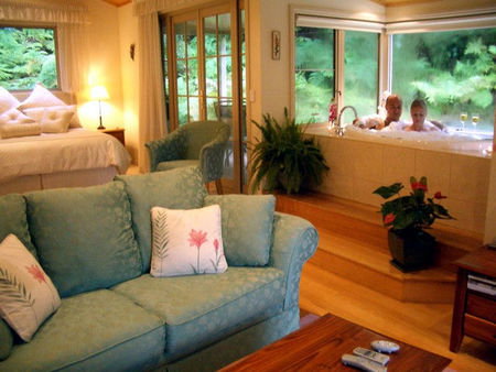 Myers Creek Cascades Luxury Cottages - Accommodation Broome 3