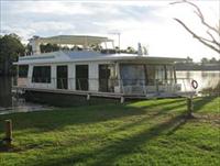 Cloud 9 Houseboats - Accommodation Broome 2