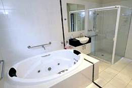 Mirrabooka Units - Accommodation Broome 4