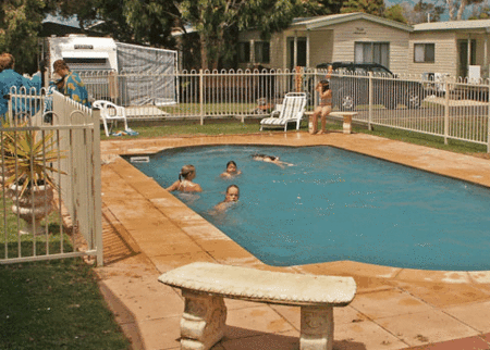 Apollo Bay Holiday Park - Accommodation Broome