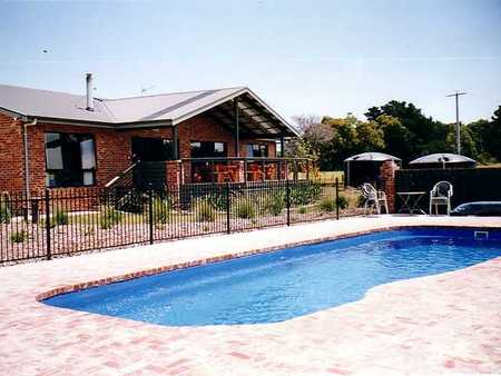 Prom Coast Holiday Lodge - Accommodation Broome 2