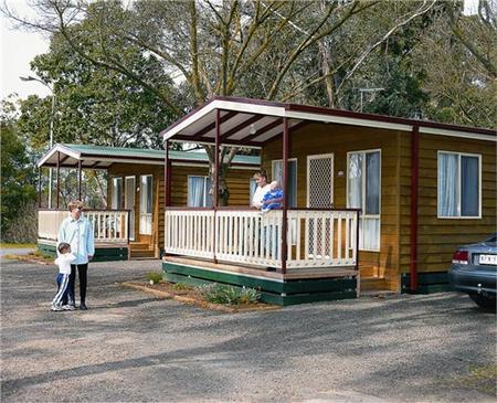 Sale Motor Village - Accommodation Broome 0