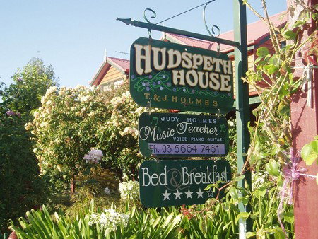 Hudspeth House Bed And Breakfast - Accommodation Broome 0