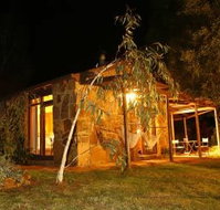 Wombat Hills Cottages - Accommodation Broome