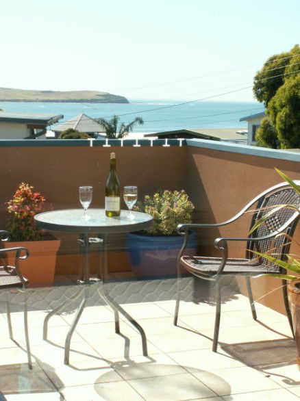Black Dolphin Beach Penthouse - Accommodation Broome 2