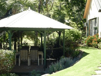 Villa Della Rosa Bed And Breakfast - Accommodation Broome 1