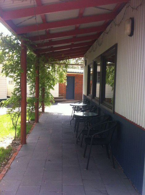 Golden Country Motel And Caravan Park - Accommodation Broome 4