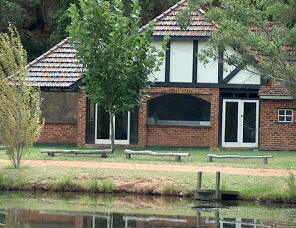 Lakeside Country Resort - Accommodation Broome 1