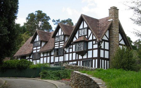 William Shakespeare's Bed & Breakfast - Accommodation Broome 0