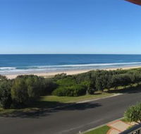 The Breakers Yamba - Accommodation Broome