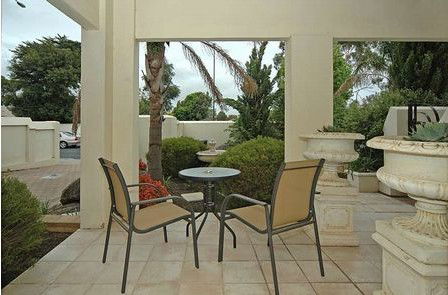 Michelle's Garden Apartments - Accommodation Broome 0