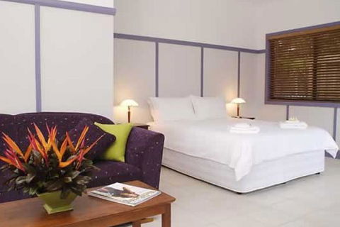 Cavvanbah Beach House - Accommodation Broome 0