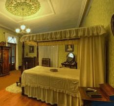 Newstead House - Accommodation Broome 2