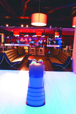 Strike Bowling Bar - Chapel - Accommodation Broome 3