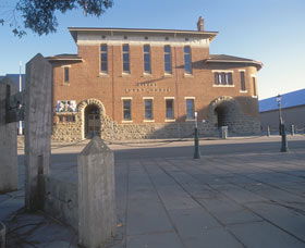 Albany Courthouse - Accommodation Broome 0
