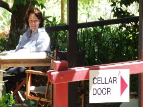Lazy Ballerina - Accommodation Broome 0