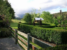 Wychwood Garden & Nursery - Accommodation Broome 0