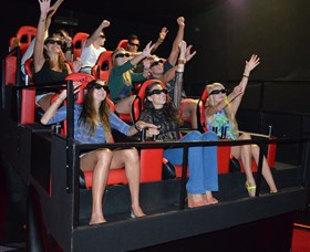 7D Cinema - Virtual Reality - Accommodation Broome 0